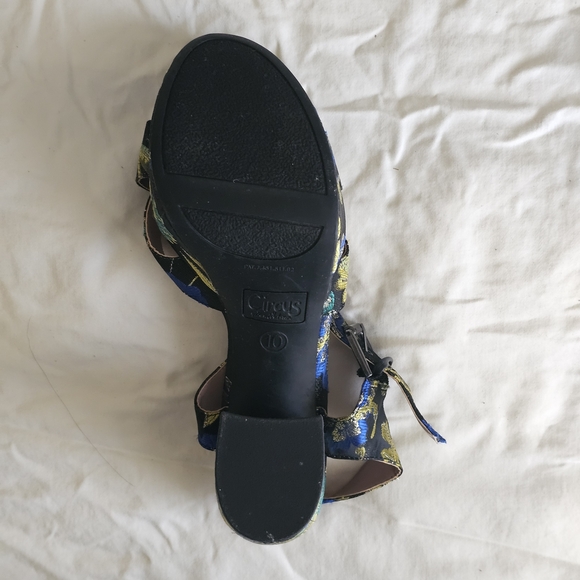 Circus by Sam Edelman Floral Platform Heels - Black and Blue - Picture 2 of 3